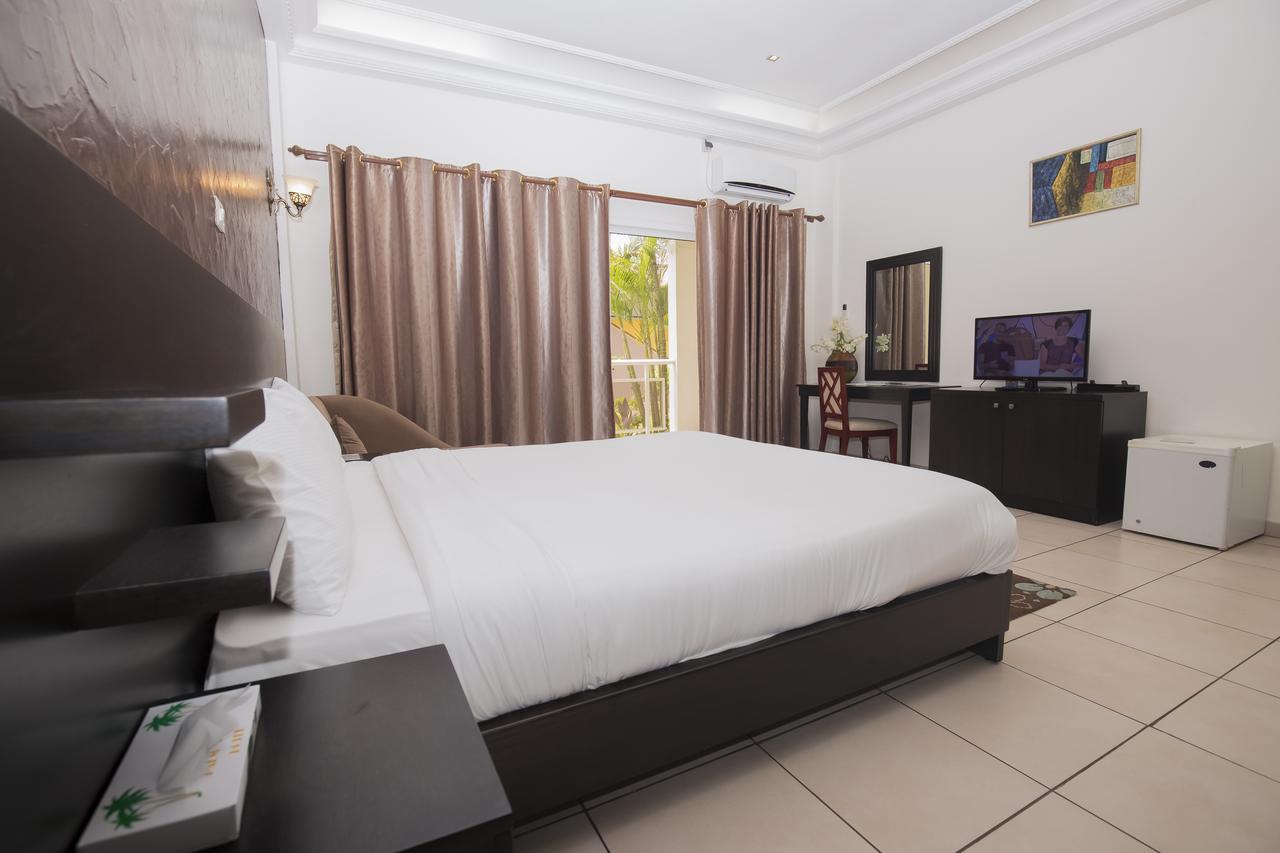 Hotel Palm Beach Pointe Noire Bagian luar foto
