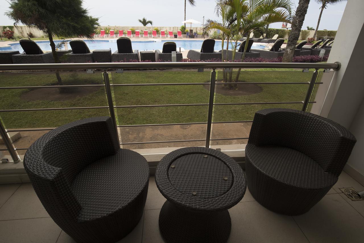 Hotel Palm Beach Pointe Noire Bagian luar foto
